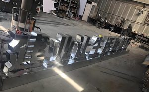 斜坡立体字